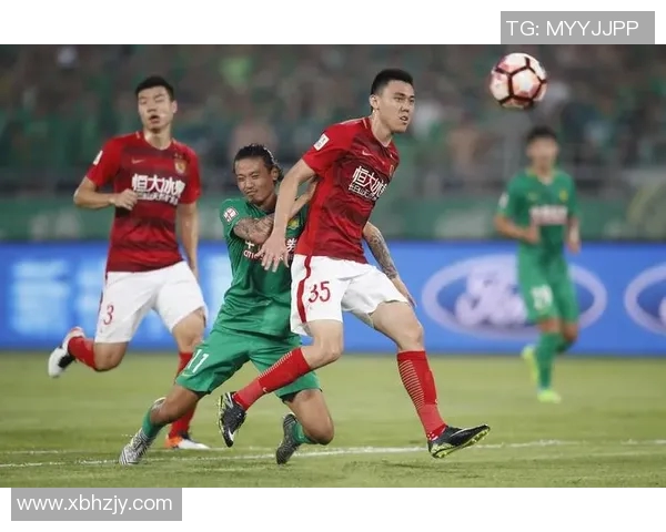 恒大与鲁能对决边裁表现引发热议赛场公正性再受关注