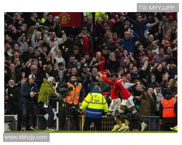 曼联斯特城与利物浦的巅峰对决谁能笑到最后