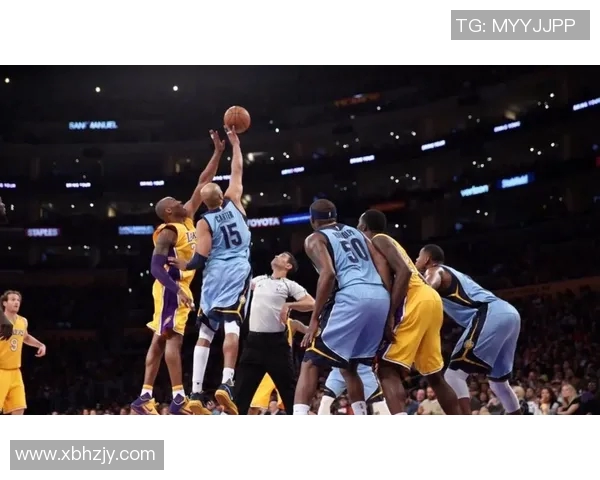 05年火箭与小牛的经典对决回顾及精彩瞬间分析