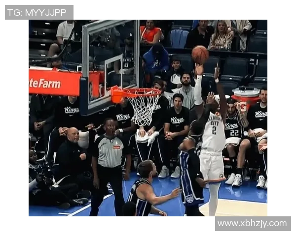 2017年雷霆与尼克斯激战回顾：一场精彩的NBA对决与球星表现分析